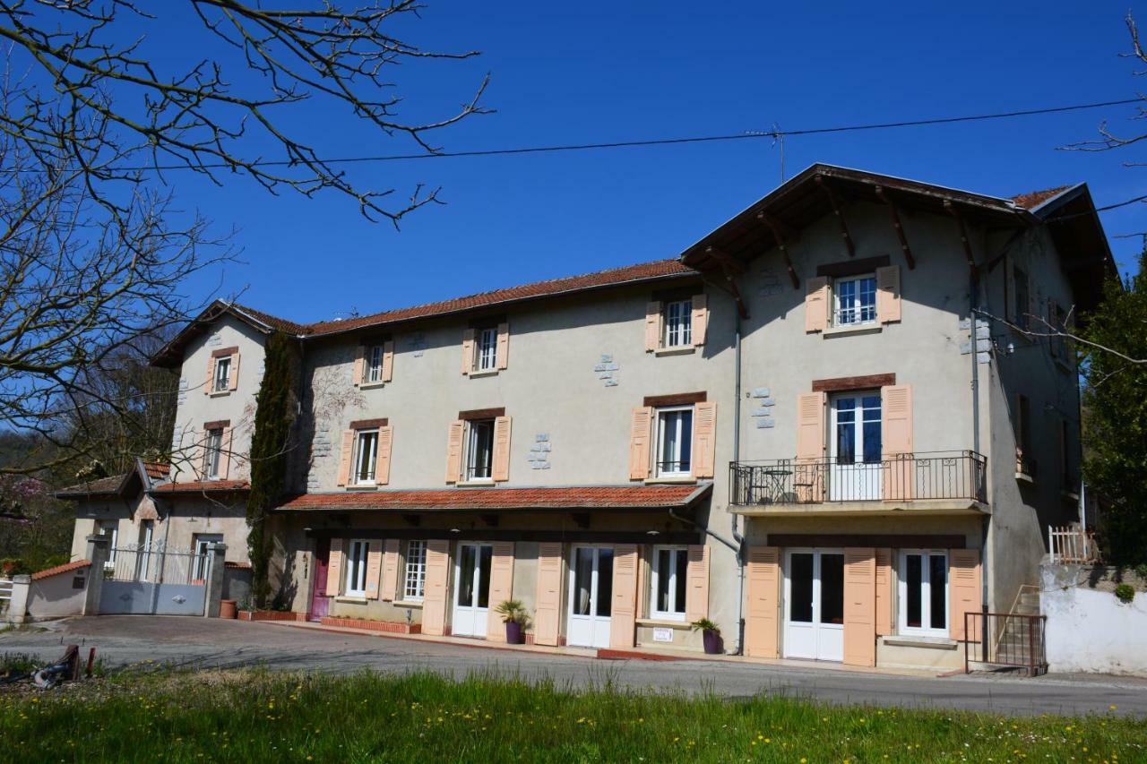 Chambres d´Hôtes Le Cèdre Bleu Saint-Lattier Exterior foto